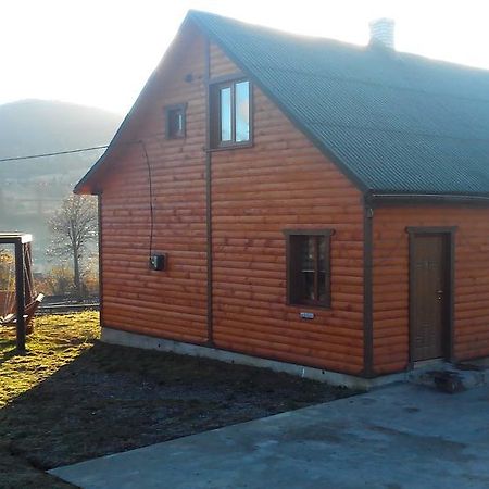 Cottage Ozerniy Lazeshchyna Bagian luar foto
