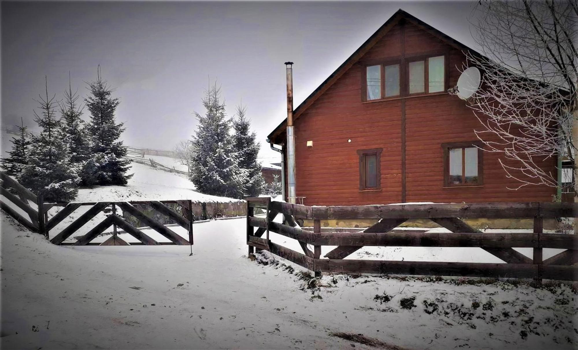 Cottage Ozerniy Lazeshchyna Bagian luar foto